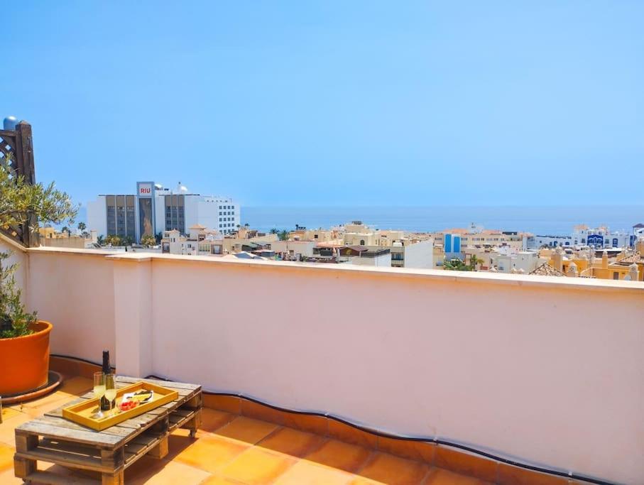 内尔哈Penthouse With Jacuzzi And Spectacular Sea Views公寓 外观 照片